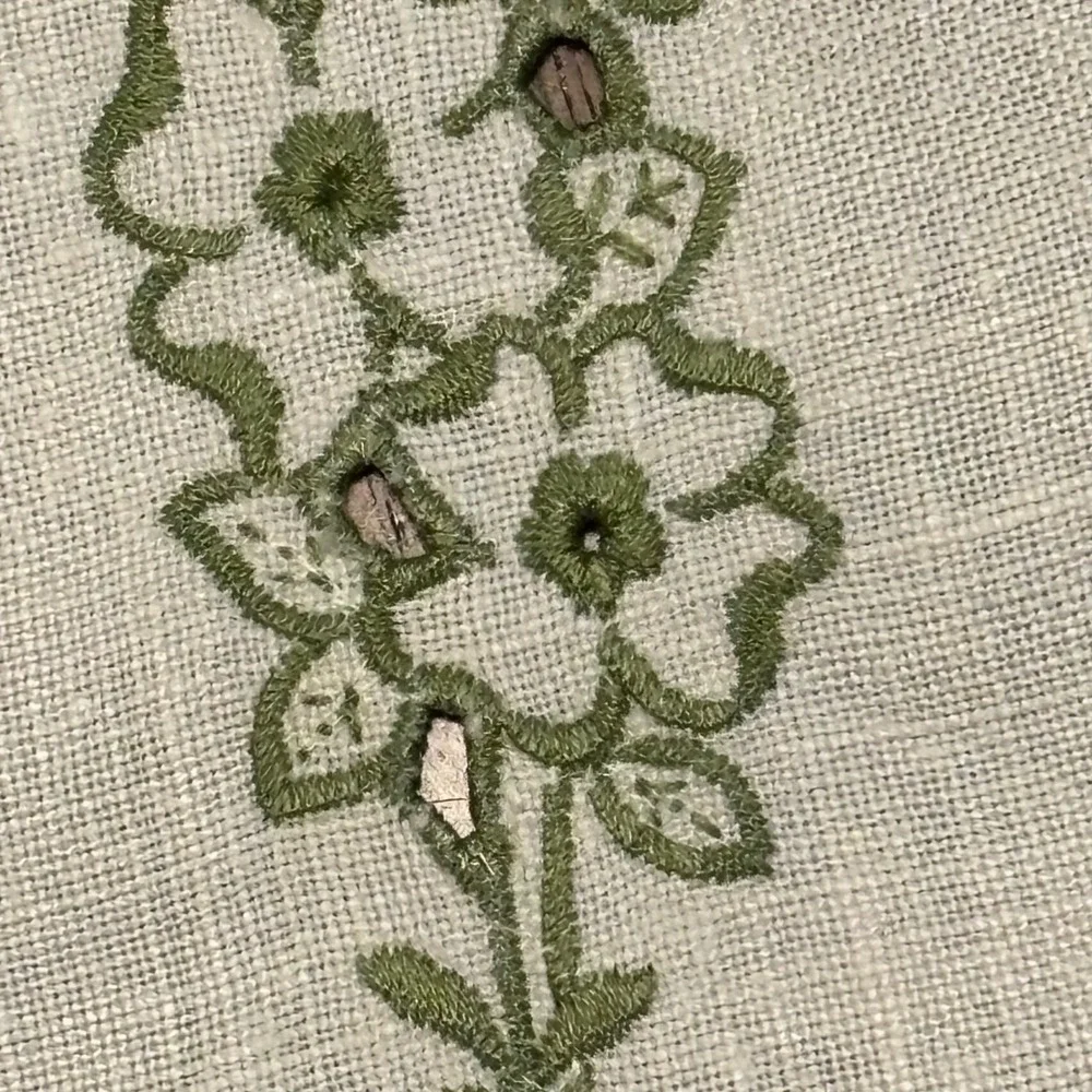 Vintage Beige Green Floral Embroidered Linen Placemat